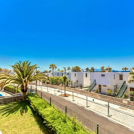 Near Playa De Las Americas, Wifi, Pool, Tenerife Sur